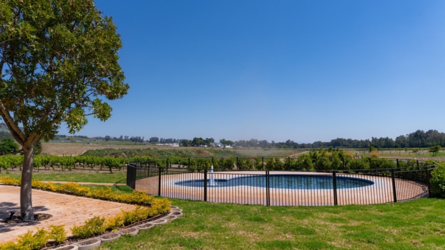 4 Bedroom Property for Sale in Paarl North Western Cape